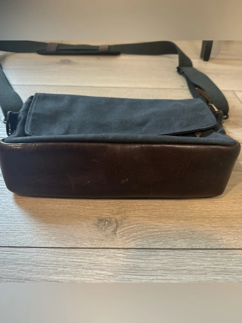 NutSac Magsatch 11 Messenger Bag Waxed Canvas Black Brown Leather Made In USA